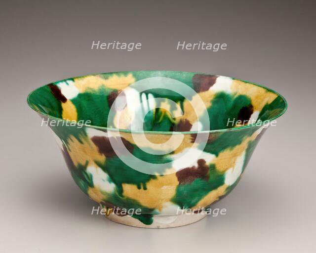 Egg and spinach bowl, 1662-1722. Creator: Unknown.