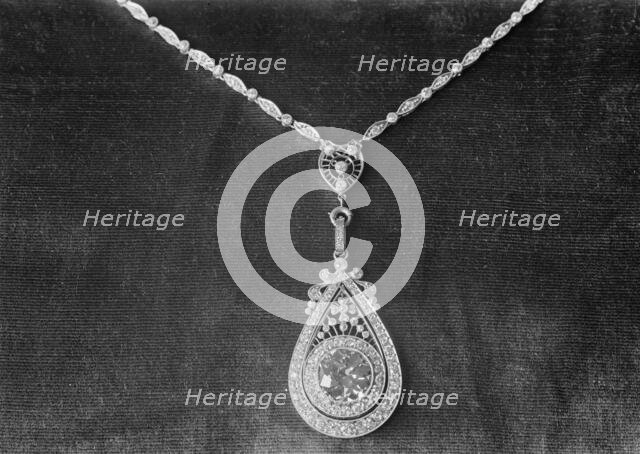 House of Representatives - Gifts To Jessie Wilson, 1914. Creator: Harris & Ewing.