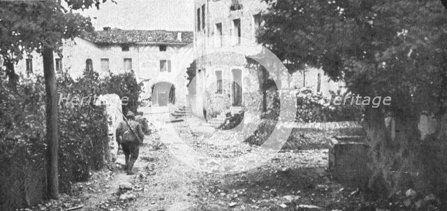 ''Sur le front Italien; A Velo d'Astico pendant la bataille', 1916 (1924) Creator: Unknown.