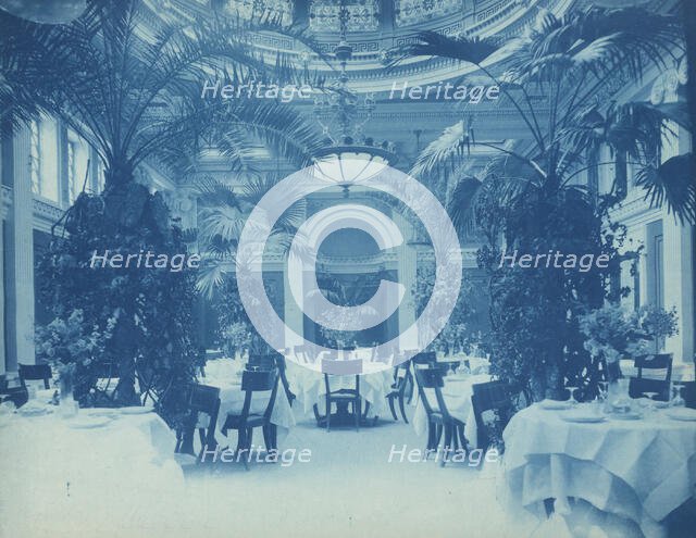 Willard Hotel - dining room, between 1901 and 1910. Creator: Frances Benjamin Johnston.
