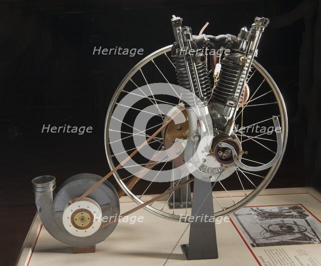 Clement V-2 Engine, 1903. Creator: Clément-Bayard.
