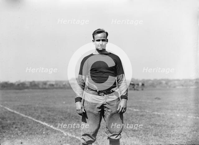 Leslie, Harvard, between c1910 and c1915. Creator: Bain News Service.