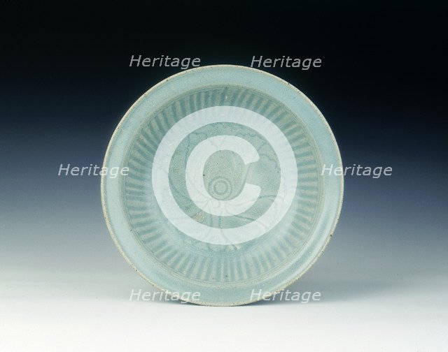Si Satchanalai celadon dish with carved peony and fluted decoration, Thailand, 14th-15th century. Artist: Unknown