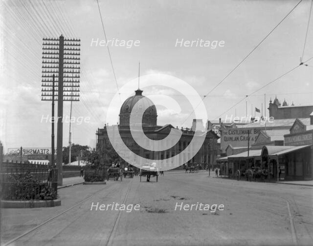 Queen street (Brisbane), Customs House in background Brisbane, 1905. Creator: Robert Augustus Henry L'Estrange.