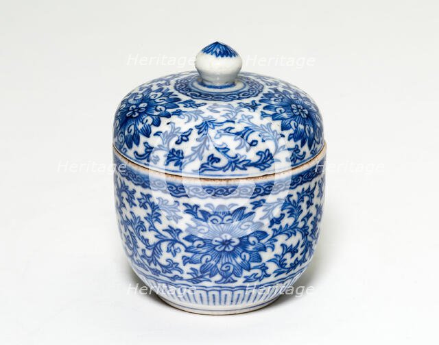 Miniature Covered Jar with Stylized Chrysanthemums and Vines, Qing dynasty (1644-1911). Creator: Unknown.