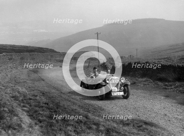 Singer Le Mans of WK Elliott competing in the Sunbac Inter-Club Team Trial, 1935. Artist: Bill Brunell.