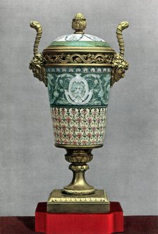 'Tasse a La Reine', 1889. Artist: Unknown