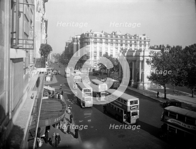 Oxford Street, London, from Marble Arch. Artist: Unknown