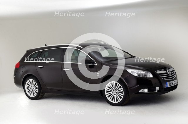 2011 Vauxhall Insignia SE estate Artist: Unknown.