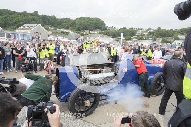 Mechanics starting Sunbeam 350hp July 2015, Pendine. Creator: Unknown.