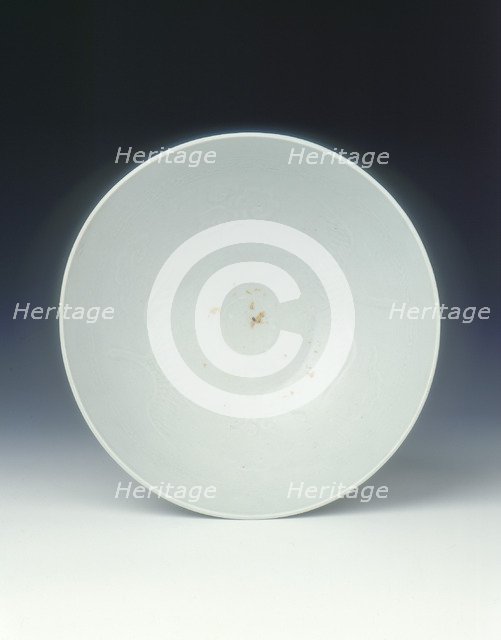 Shufu saucer dish with geese amid clouds, Yuan dynasty, China, 1279-1368. Artist: Unknown