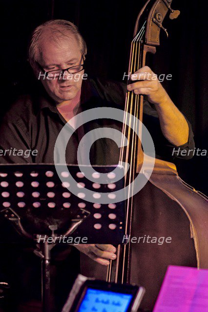 Pete Maxfield, Brunswick, Hove, East Sussex, Oct 2015. Artist: Brian O'Connor.