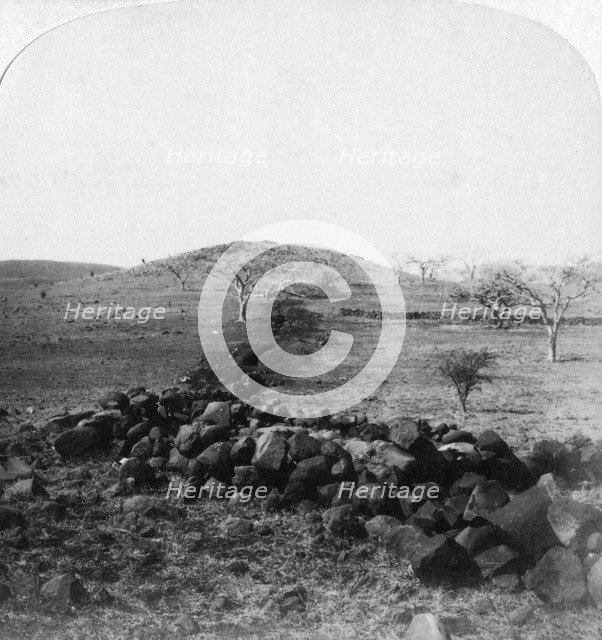 Boer trenches and crest of Hart's Hill, scene of the Irish Brigade's famous charge, Colenso, 1901. Artist: Underwood & Underwood