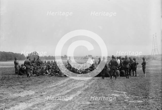 Fort McHenry - Groups, 1917. Creator: Harris & Ewing.