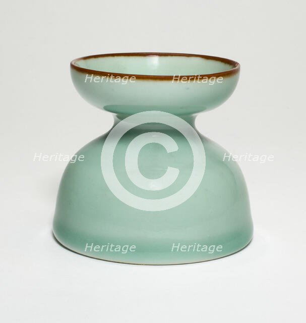 Celadon-Glazed Vase (Zhadou), Qing dynasty (1644-1911), 18th/19th century. Creator: Unknown.