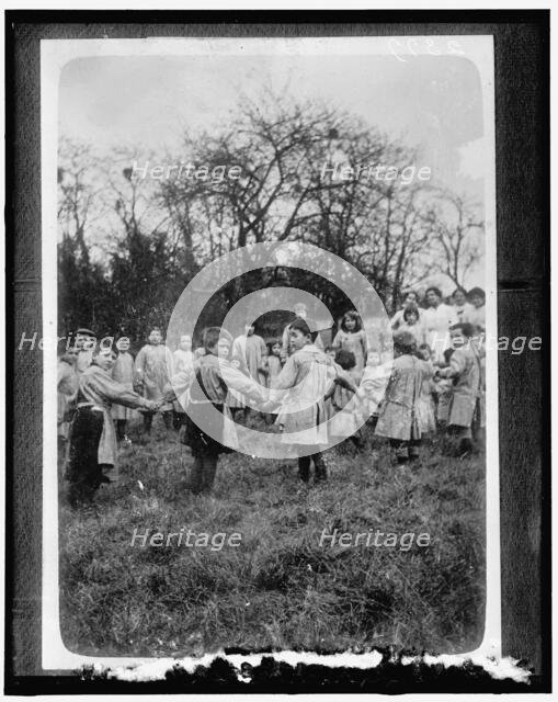 Red Cross, between 1910 and 1920. Creator: Harris & Ewing.