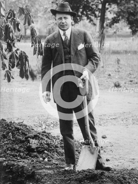 J.M. Cox, between c1915 and c1920. Creator: Bain News Service.