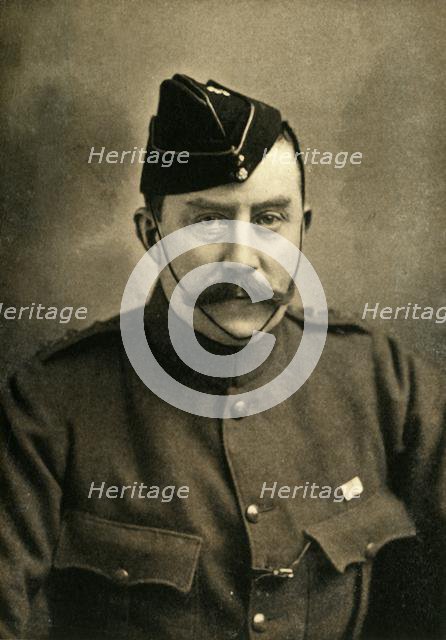 'Colonel Lord Chesham, Imperial Yeomanry', 1901. Creator: Russell & Sons.