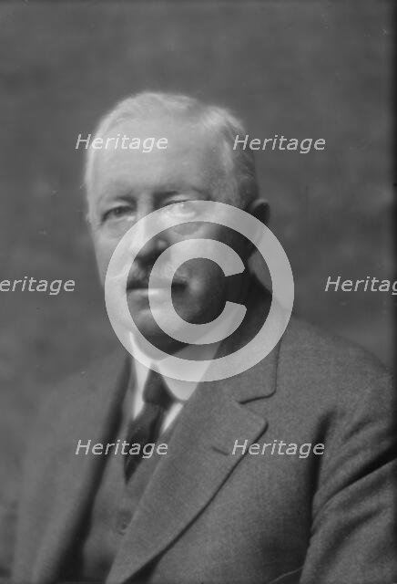 Mitchell, Mason, portrait photograph, 1915 Oct. 5. Creator: Arnold Genthe.