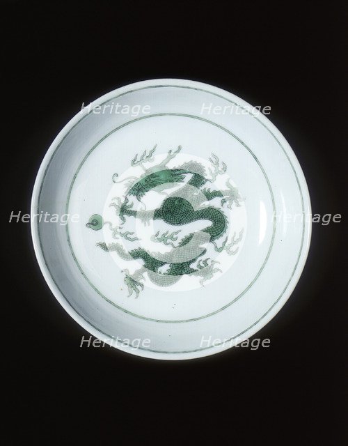 Green imperial dragon dish with anhua waves, Kangxi period, Qing dynasty, China, 1662-1722. Artist: Unknown