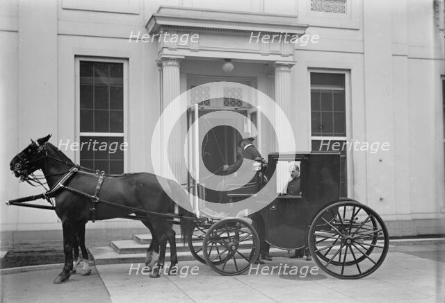 Carriage of William Gibbs McAdoo, Secretary of The Treasury, 1913. Creator: Harris & Ewing.