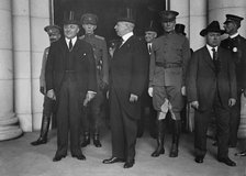Russian Mission To U.S. - Arriving at Union Station, July 1917. Creator: Harris & Ewing.