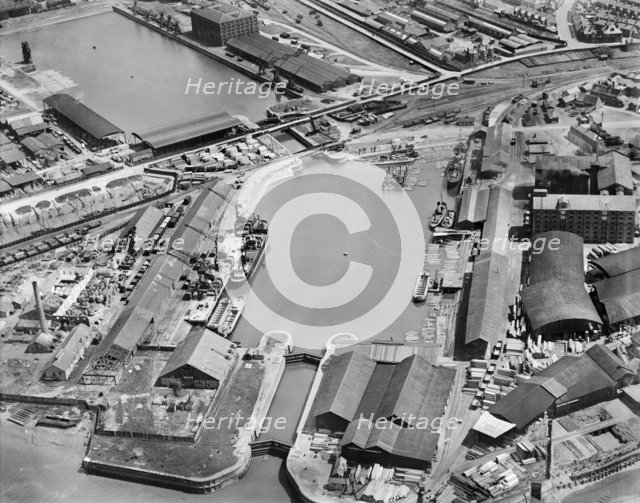Alexandra Dock and Bentinck Dock, King's Lynn, Norfolk, 1928. Artist: Aerofilms.