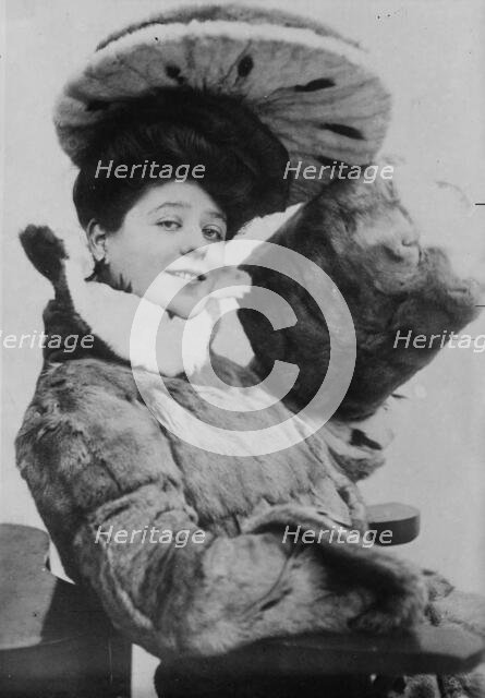 Camille Clifford (Bruce), Mrs. J.M. J.Evans, between c1910 and c1915. Creator: Bain News Service.