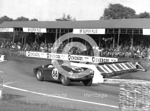 MG A twin cam, Olthoff, Goodwood B.A.R.C. 1961. Creator: Unknown.