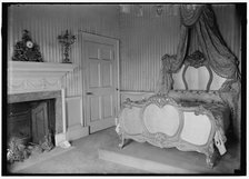 Monticello - bedroom, between 1914 and 1918. Creator: Harris & Ewing.