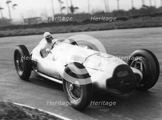 Dick Seaman's Mercedes, Donington Grand Prix, 1938. Artist: Unknown