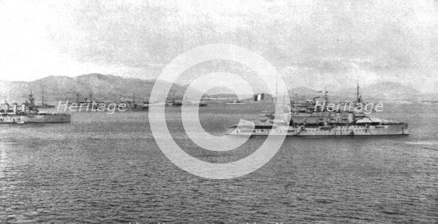 'Les evenements d'orient; Tandis que le Comite National se constituait a Salonique, une escadre fran Creator: Unknown.