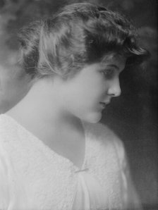 Miss E. Sutro (Mrs. Warren L. Ward), 1914. Creator: Bain News Service.