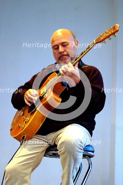 Tony Barnard, Tunbridge Wells, Kent.  Artist: Brian O'Connor