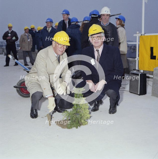 Chelsea and Westminster Hospital, Fulham Road, Kensington and Chelsea, London, 28/01/1991. Creator: John Laing plc.