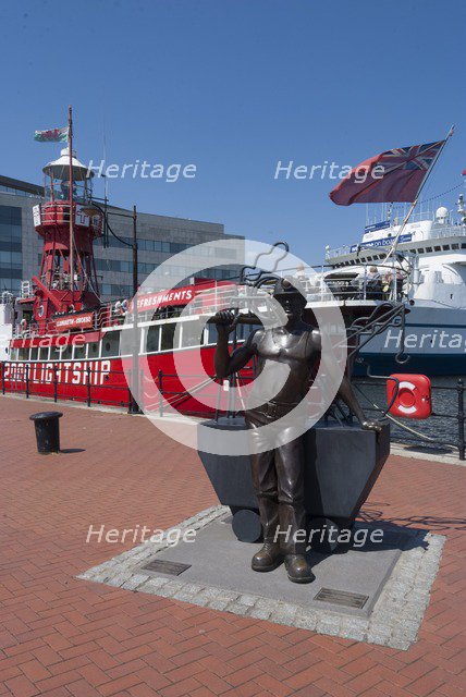 Cardiff, Lightship, 2009. Creator: Ethel Davies.