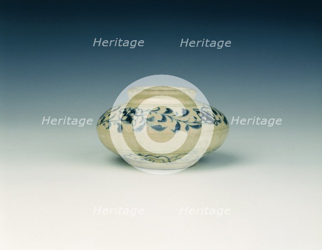 Blue and white water jar, Vietnam, early 15th century. Artist: Unknown