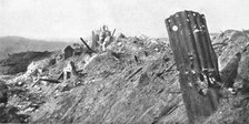 'Le champ de bataille; Un coin de Craonne: l'eglise', 1917. Creator: Unknown.