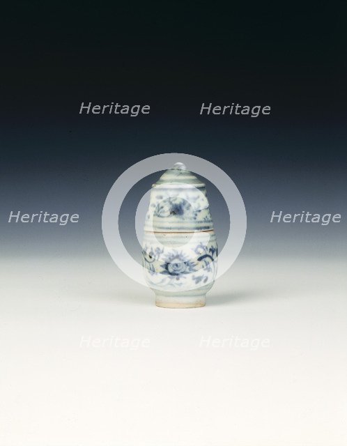 Blue and white lime pot, Ming dynasty, China, second half of 15th century. Artist: Unknown