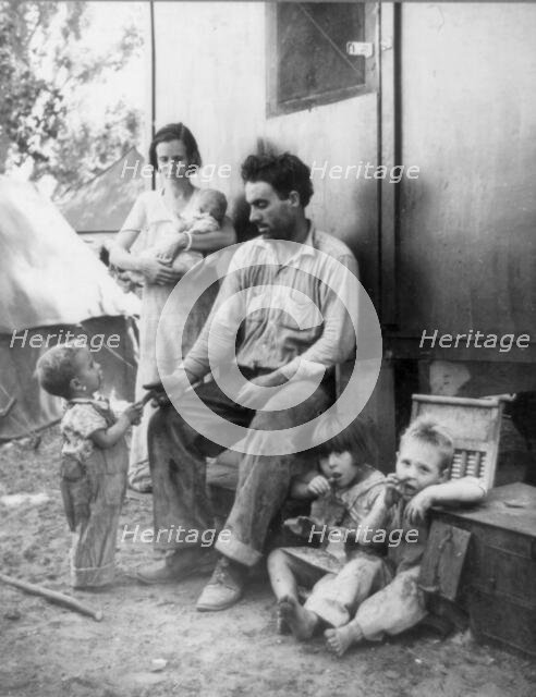 Texas tenant farmer in Marysville, California, migrant camp during the peach season, 1935. Creator: Dorothea Lange.