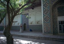 Muslim at prayer in a mosque in Samarkand. Artist: Unknown