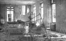 ' "La Guerre a L'Allemande"; Un angle de la salle de l'hopital de la Maternite, ou un obus..., 1918. Creator: Unknown.