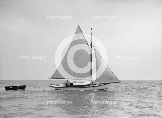 The gaff rigged yacht 'Nautilus', 1912. Creator: Kirk & Sons of Cowes.