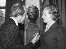 Margaret Thatcher with sculptor Oscar Nemon at the Carlton Club, London, 23rd January 1979. Artist: Unknown