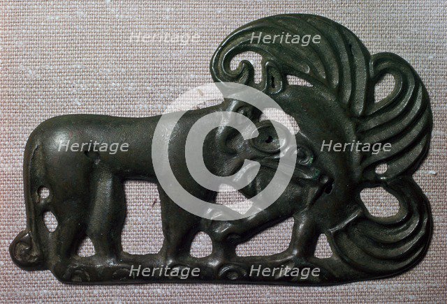 Chinese bronze harness plaque of a tiger and gryphon, 2nd century BC. Artist: Unknown
