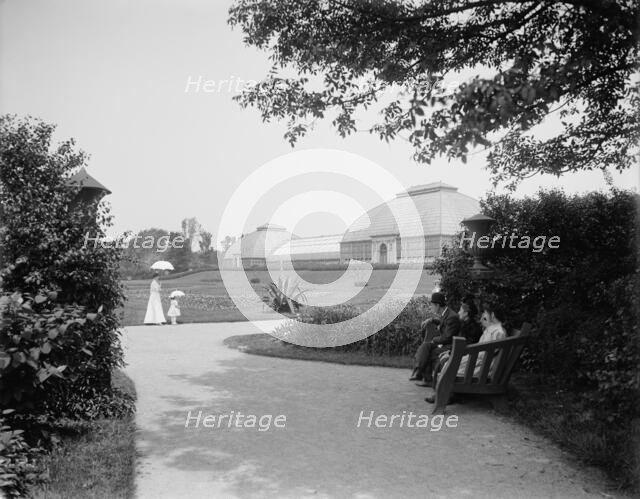Conservatory, Washington Park, Chicago, Ill., between 1900 and 1910. Creator: Unknown.