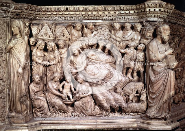  'Nativity', bas-relief in the pulpit of the Cathedral of Siena.