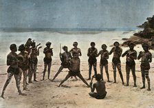 'Nouvelle-Guinee. Danse Des Papous Barioles', (Papua New Guinea. Tribal Papuan Dance), 1900. Creator: Unknown.