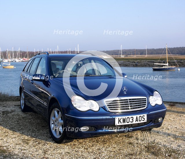 2003 Mercedes Benz C270 Estate. Artist: Unknown.