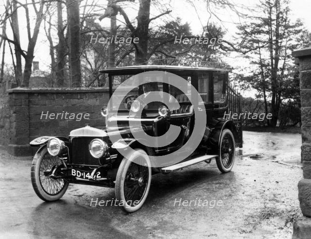 1911 Daimler 38hp Limousine. Creator: Unknown.